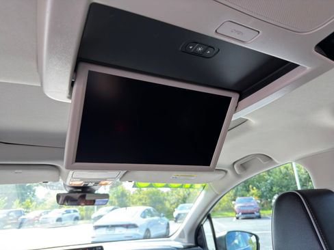 Used 2025 Honda Odyssey Touring image 31