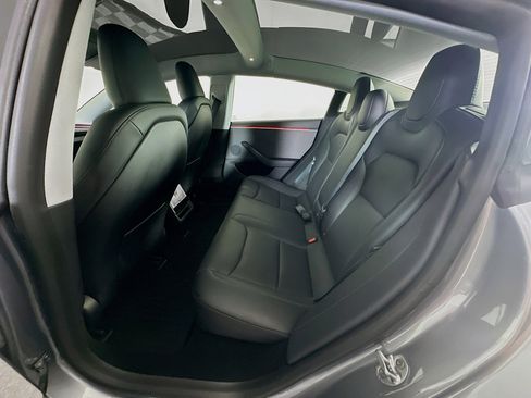 Used 2025 Tesla Model 3 Long Range image 28