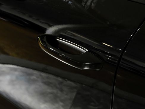 Used 2024 Porsche Macan w/ Premium Plus Package AWD/4WD image 43