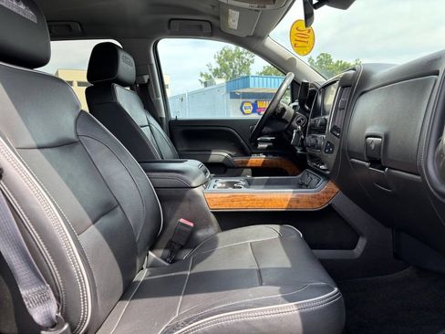 Used 2017 Chevrolet Silverado 1500 High Country RWD image 26