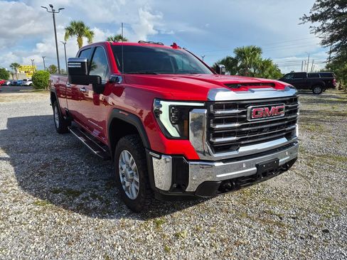 Used 2024 GMC Sierra 3500 SLT w/ SLT Premium Package AWD/4WD image 3