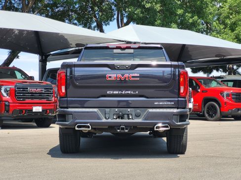 Used 2023 GMC Sierra 1500 Denali w/ Denali Reserve Package AWD/4WD image 6