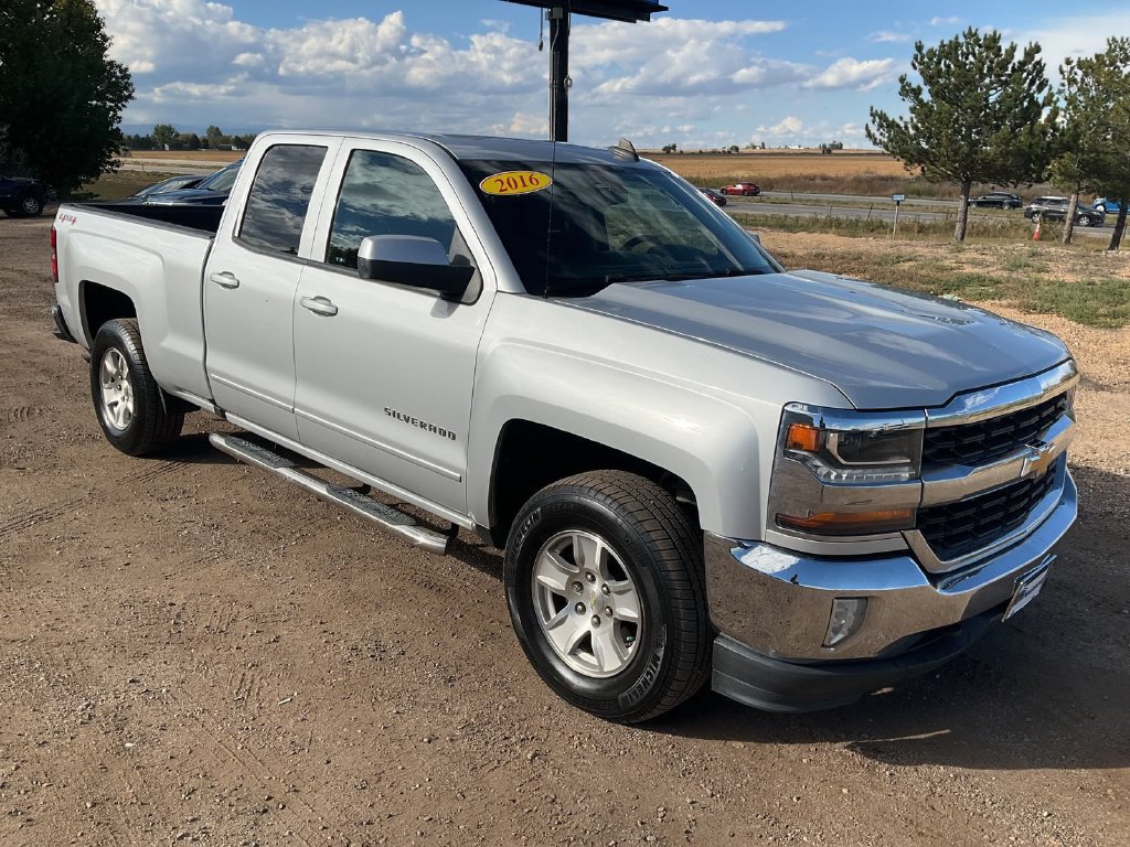Used 2016 Chevrolet Silverado 1500 LT w/ All Star Edition AWD/4WD image 8