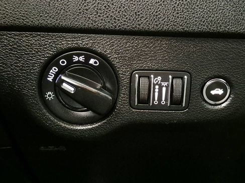 Used 2019 Dodge Charger Police w/ Street Appearance Group AWD/4WD image 18
