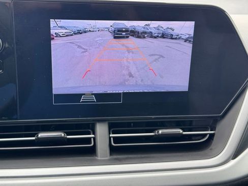 Certified 2025 Chevrolet Trax LS FWD image 18