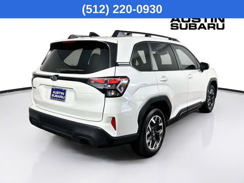 Used 2026 Subaru Forester Premium AWD/4WD image 8