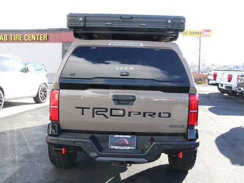 Used 2025 Toyota Tacoma TRD Pro image 8