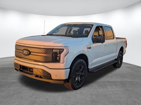 New 2025 Ford F150 Lightning Flash image 4