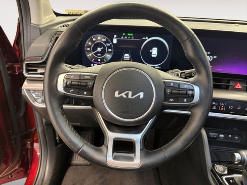 Used 2025 Kia Sportage SX FWD image 14