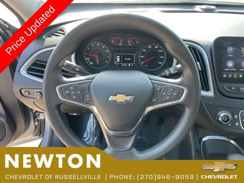 Used 2024 Chevrolet Malibu LT FWD image 12