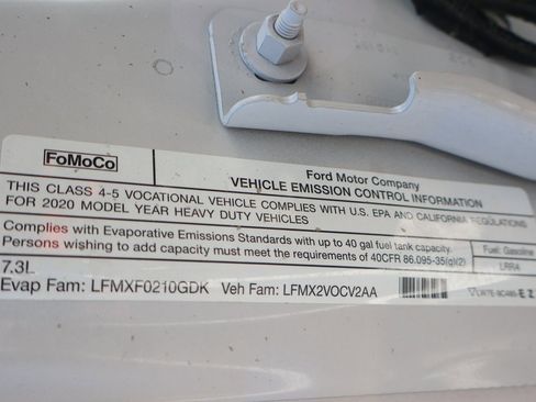 Used 2020 Ford F550 2WD Regular Cab Super Duty image 12