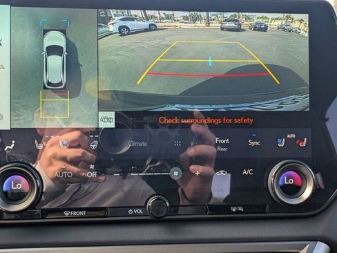 Used 2025 Lexus RX 450h AWD w/ Convenience Package image 24