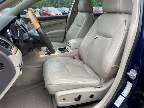 Used 2014 Chrysler 300 C AWD/4WD image 12