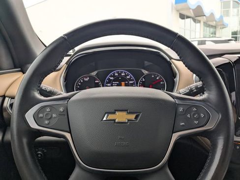 Used 2022 Chevrolet Traverse Premier w/ LPO, Floor Liner Package FWD image 23