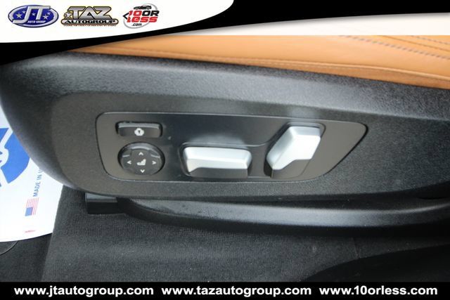 Used 2023 BMW X5 xDrive45e AWD/4WD image 11