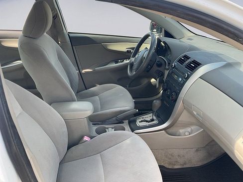 Used 2010 Toyota Corolla LE FWD image 15