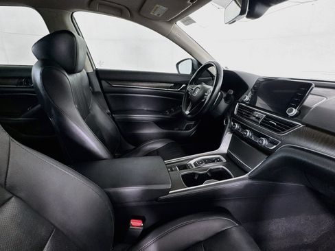 Used 2022 Honda Accord Touring image 27