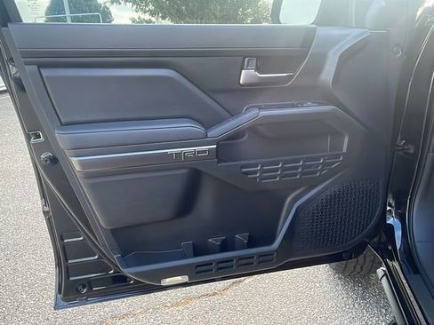 New 2025 Toyota Tacoma TRD Off-Road image 20