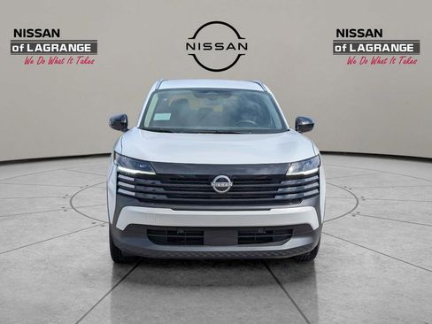 New 2026 Nissan Kicks SV FWD image 2