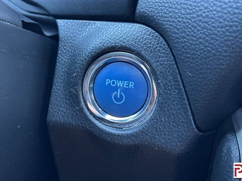 Used 2020 Toyota RAV4 XLE image 25