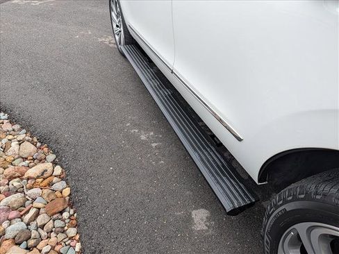 Certified 2022 Lincoln Navigator Reserve image 12