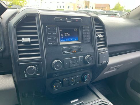 Used 2015 Ford F150 XL w/ Equipment Group 101A Mid AWD/4WD image 12