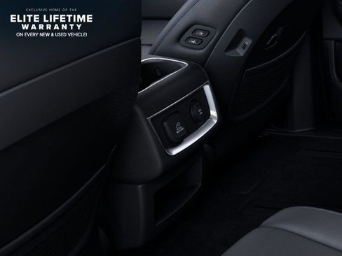 New 2027 Kia Carnival SX FWD image 27