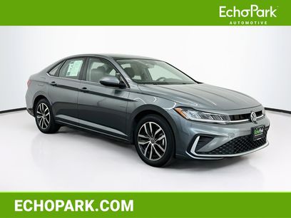 Used 2025 Volkswagen Jetta SE