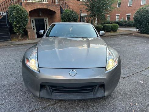 Used 2009 Nissan 370Z Coupe w/ Sport Pkg image 4