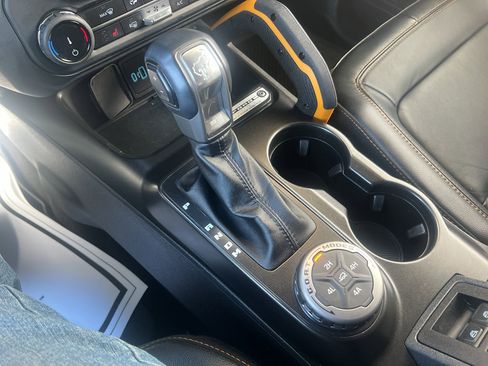 Used 2022 Ford Bronco Badlands image 22