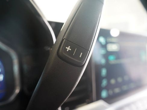 Used 2022 Chevrolet Silverado 1500 LT AWD/4WD image 15