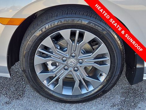 Used 2025 Honda Odyssey Touring image 7