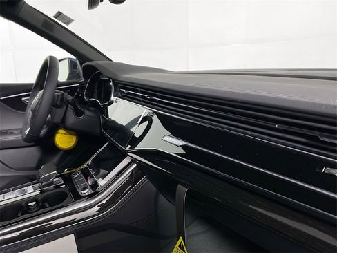 New 2026 Audi Q8 Premium Plus image 31