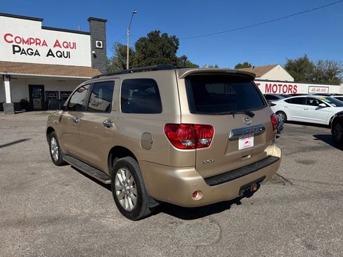 Used 2010 Toyota Sequoia Platinum image 21