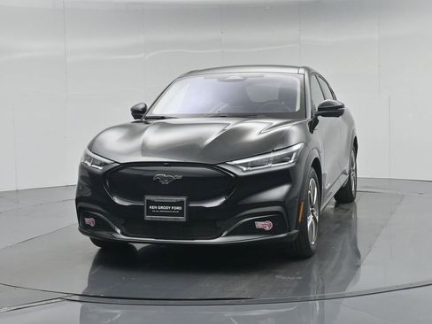 Used 2023 Ford Mustang Mach-E Premium RWD image 57