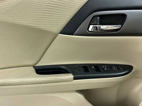 Used 2014 Honda Accord LX image 11