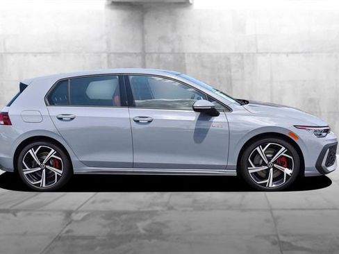 New 2026 Volkswagen GTI SE FWD image 5