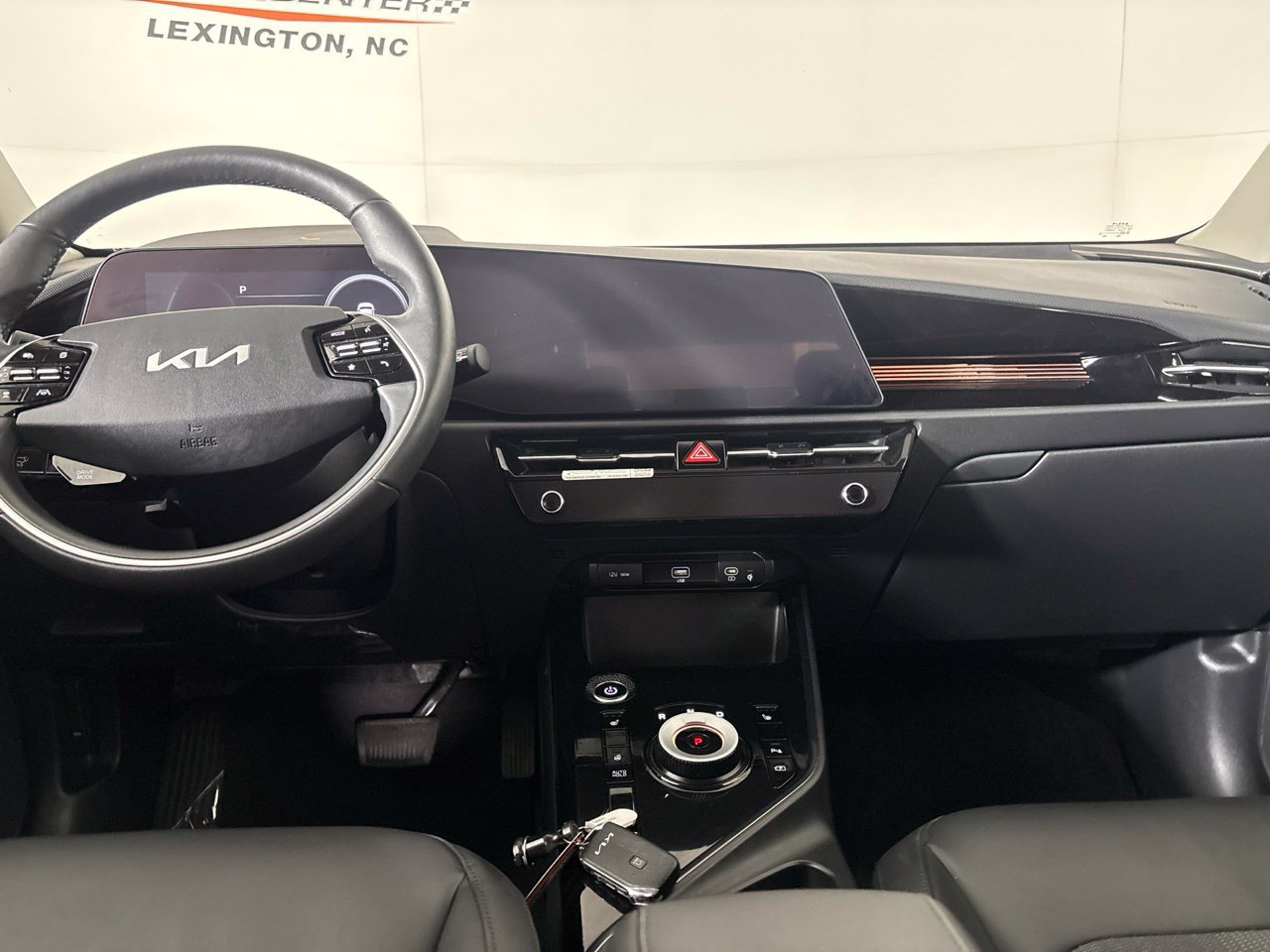 Used 2023 Kia Niro Wind w/ Wind Preserve Package FWD image 20