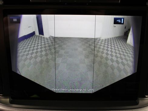 Used 2022 Ford F150 Platinum w/ Equipment Group 701A High image 18