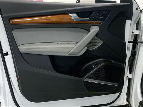 Used 2022 Audi Q5 2.0T Premium Plus image 25