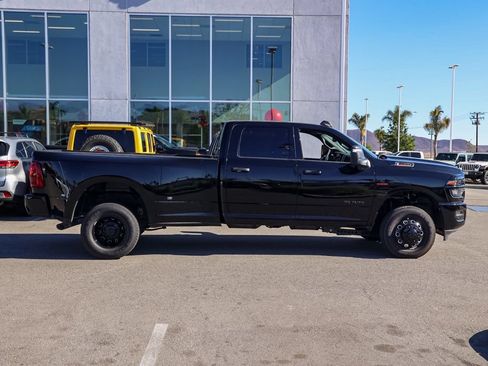 New 2026 RAM 3500 Big Horn AWD/4WD image 3
