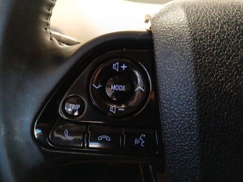 Used 2020 Toyota Prius Limited image 16