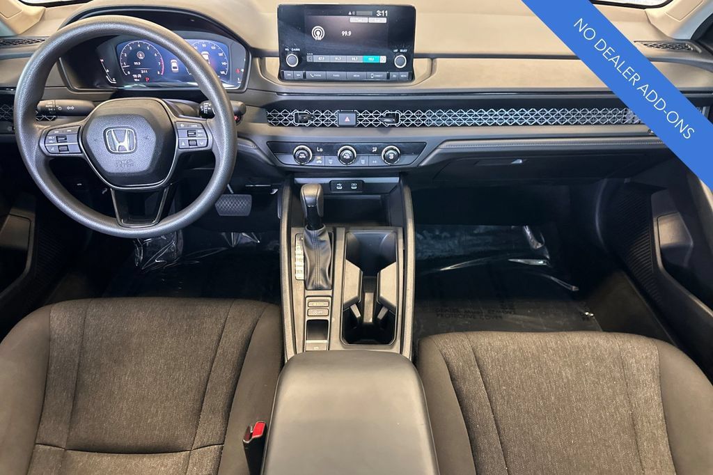 Certified 2025 Honda Accord LX image 14
