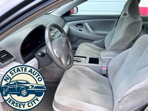 Used 2007 Toyota Camry LE FWD image 4