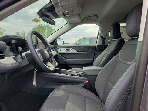 New 2026 Ford Explorer Active AWD/4WD image 18
