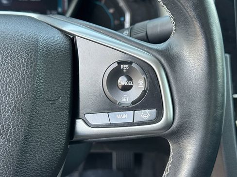Used 2017 Honda Civic Touring image 26