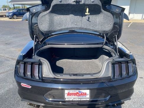 Used 2018 Ford Mustang GT w/ Black Accent Pkg image 63