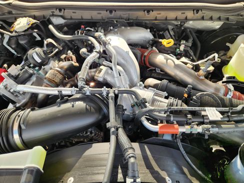 New 2026 Ford F250 Platinum AWD/4WD image 29