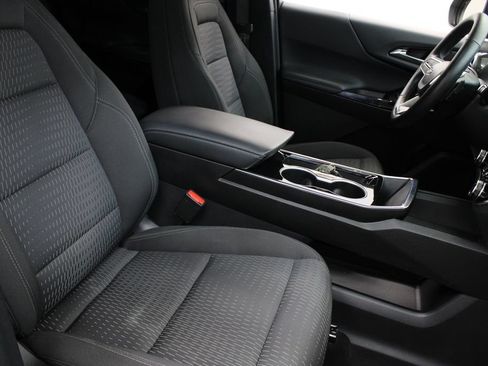 Used 2025 Chevrolet Equinox LT w/ Midnight Edition FWD image 23