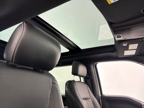 Certified 2018 Ford F150 Lariat w/ Equipment Group 502A Luxury image 33